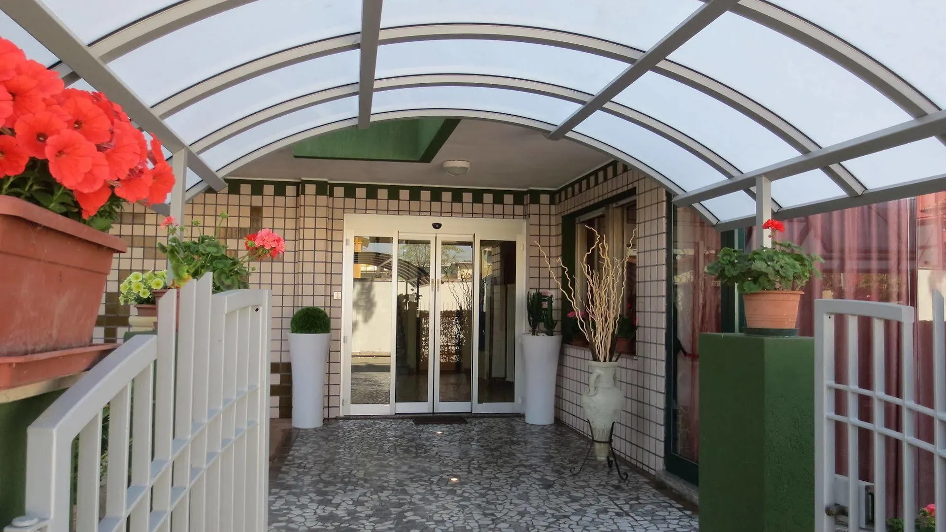 ***  Hotel Etna - Nuova Gestione Romagnola All-Inclusive Spiaggia Parcheggio Ριτσιόνε Ιταλία