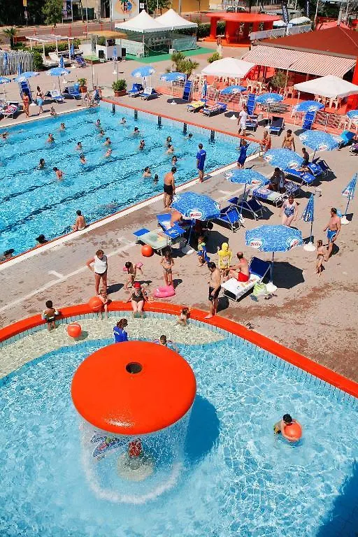 Hotel Etna - Nuova Gestione Romagnola All-Inclusive Spiaggia Parcheggio Riccione