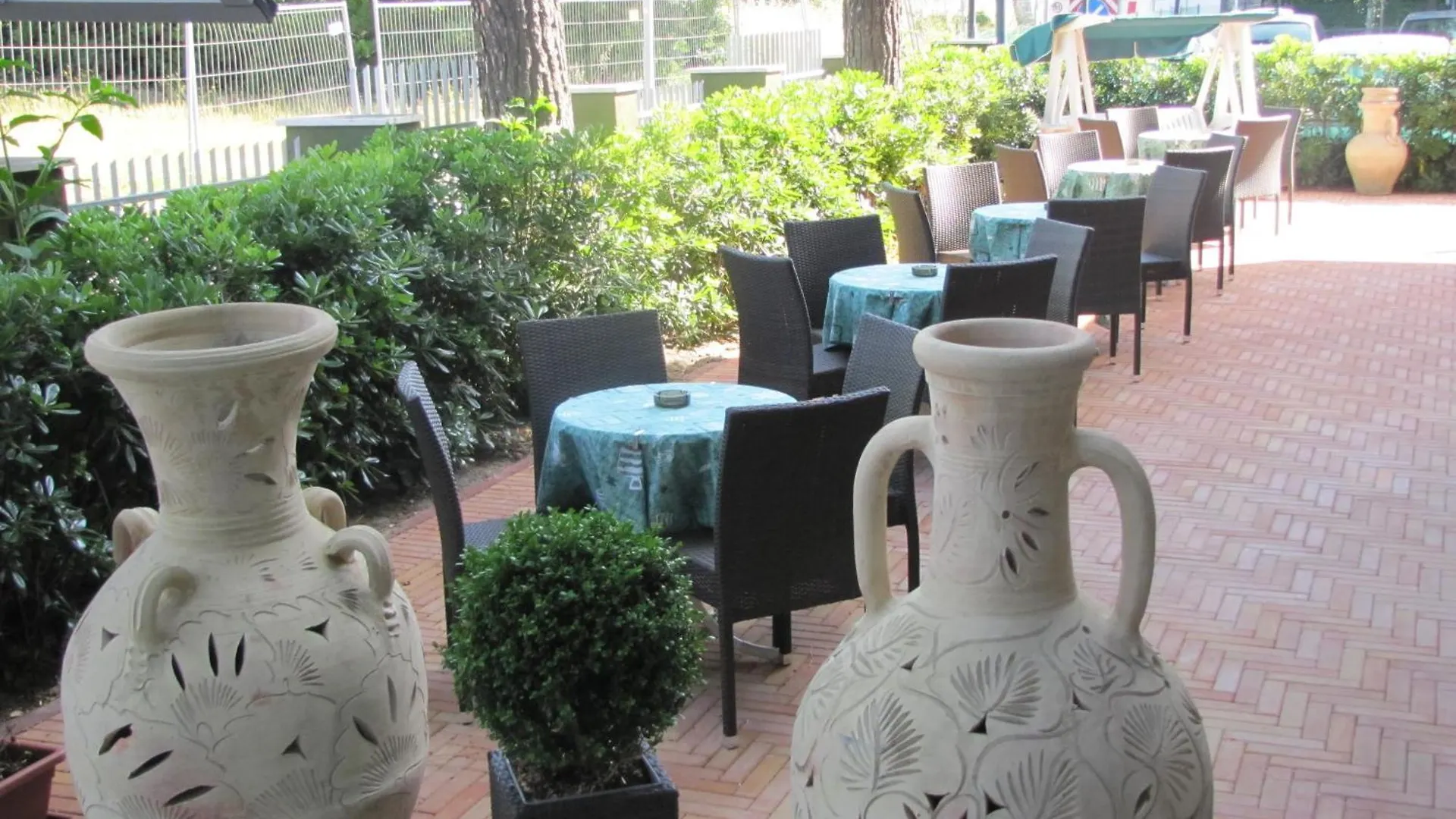 Hotel Etna - Nuova Gestione Romagnola All-Inclusive Spiaggia Parcheggio Riccione