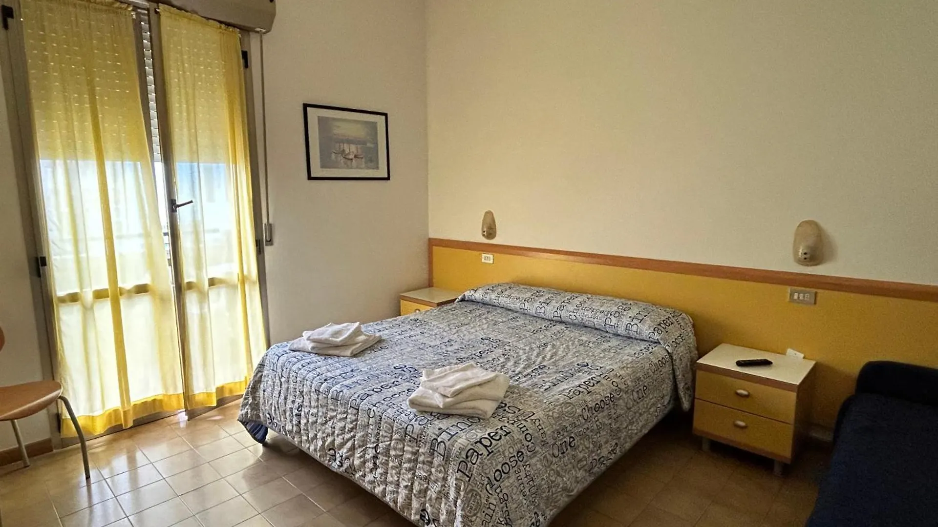 ***  Hotel Etna - Nuova Gestione Romagnola All-Inclusive Spiaggia Parcheggio Riccione Italia