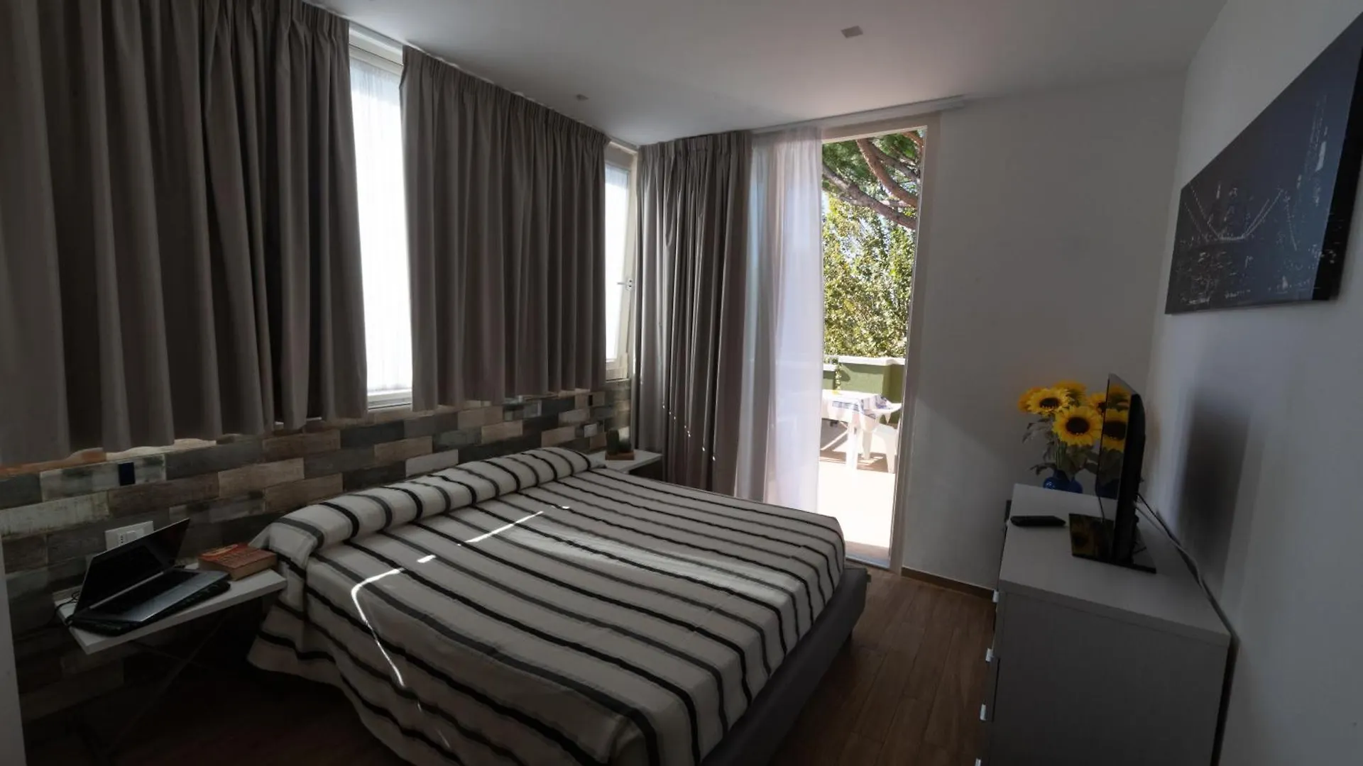 Hotel Etna - Nuova Gestione Romagnola All-Inclusive Spiaggia Parcheggio Riccione
