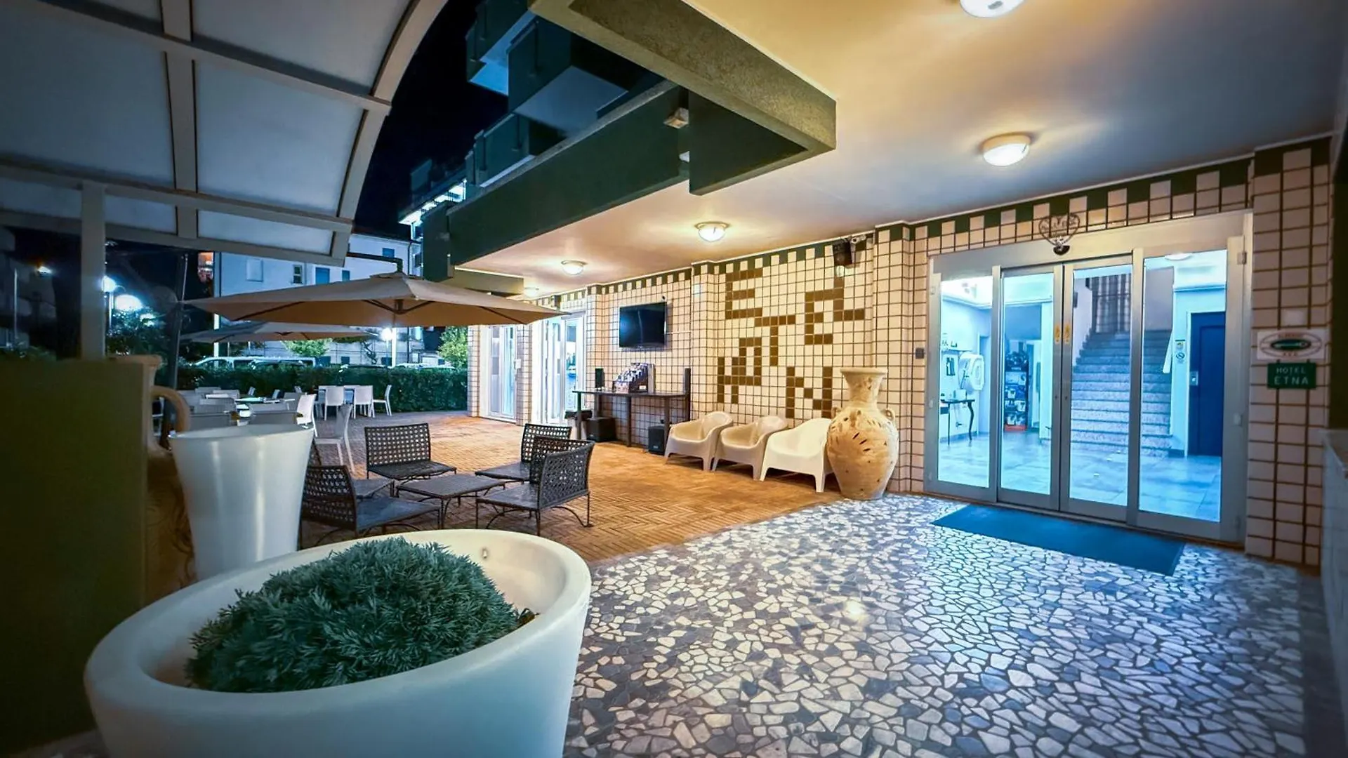 Hotel Etna - Nuova Gestione Romagnola All-Inclusive Spiaggia Parcheggio Riccione