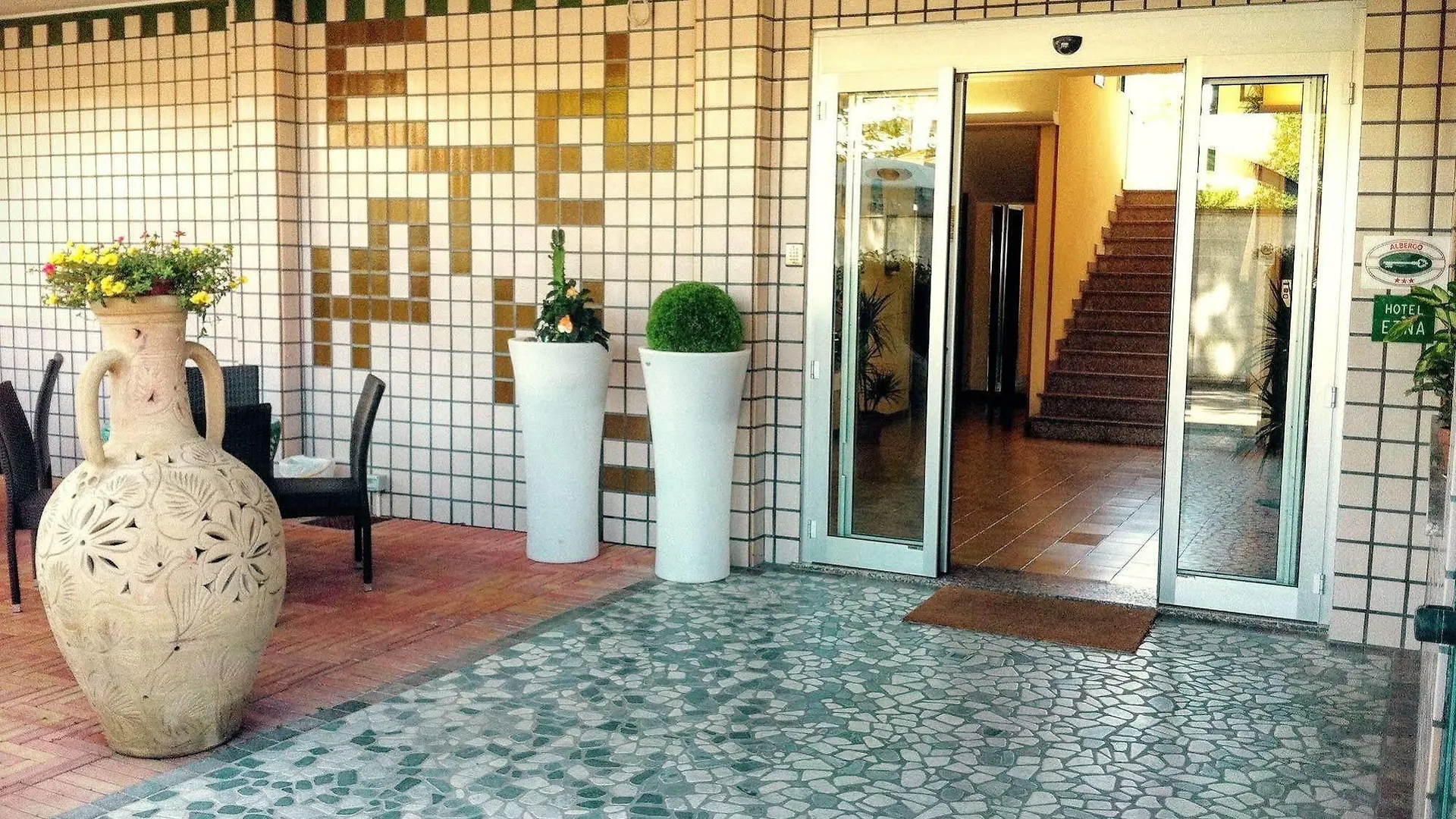 Hotel Etna - Nuova Gestione Romagnola All-Inclusive Spiaggia Parcheggio Riccione 3*,