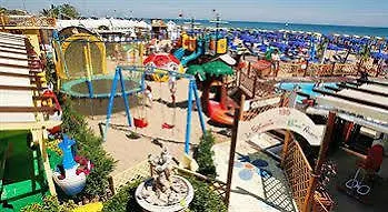 Hotel Etna - Nuova Gestione Romagnola All-Inclusive Spiaggia Parcheggio Riccione